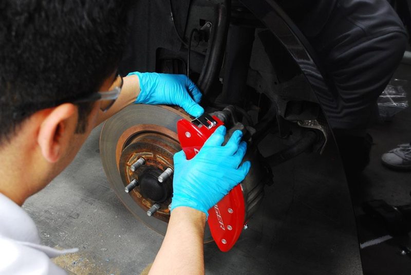 Installation MGP Caliper Covers